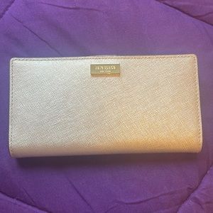 Kate Spade wallet - never used